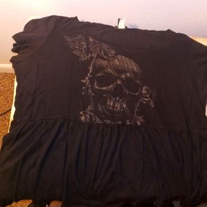 This torrid plus size t shirt is causal and super comfy.